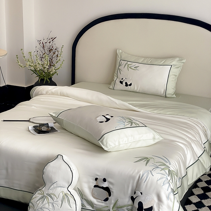 91家纺网 家纺一手货源 找家纺 MIU缪家居 2025新款60支兰精天丝四件套-熊猫与竹 熊猫与竹-爽白