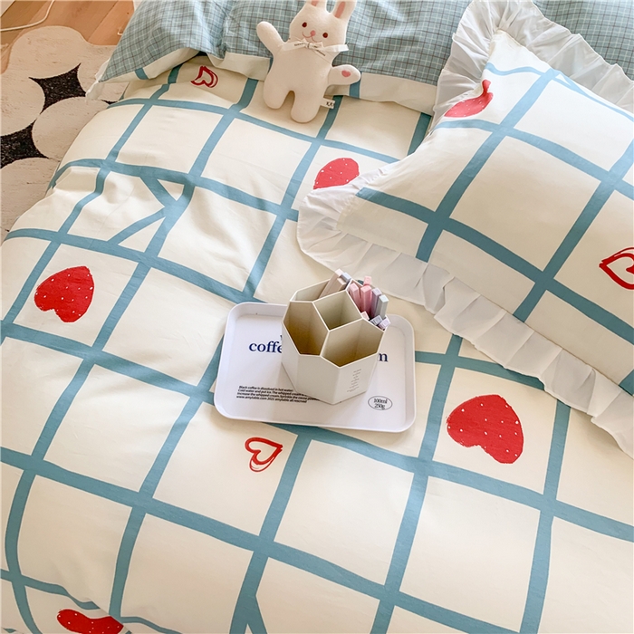 91家纺网 家纺一手货源 找家纺 2025新款公主风四件套全棉纯棉白花边被套床单款式三件套 心心格