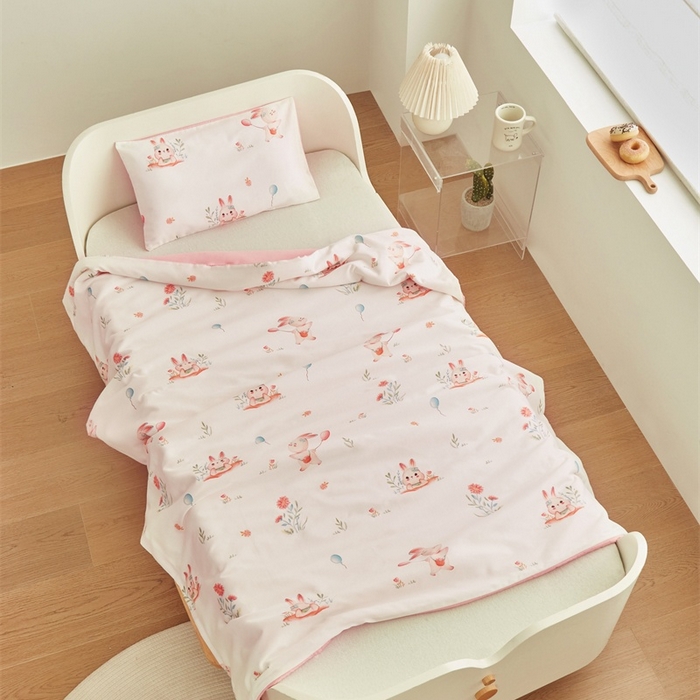 91家纺网 家纺一手货源 找家纺 艾佳宝贝 2025新款A类儿童全棉多功能单被套 春日游玩