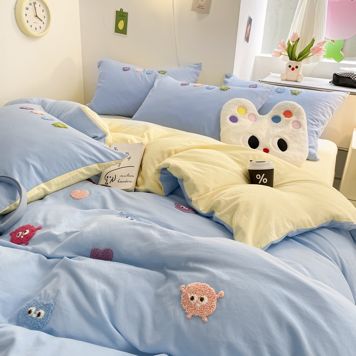 91家纺网 家纺一手货源 找家纺 优卡迪家纺馆 2025新款水洗棉毛巾绣四件套（下载文件夹包含买家秀） 开心怪兽-天蓝奶黄