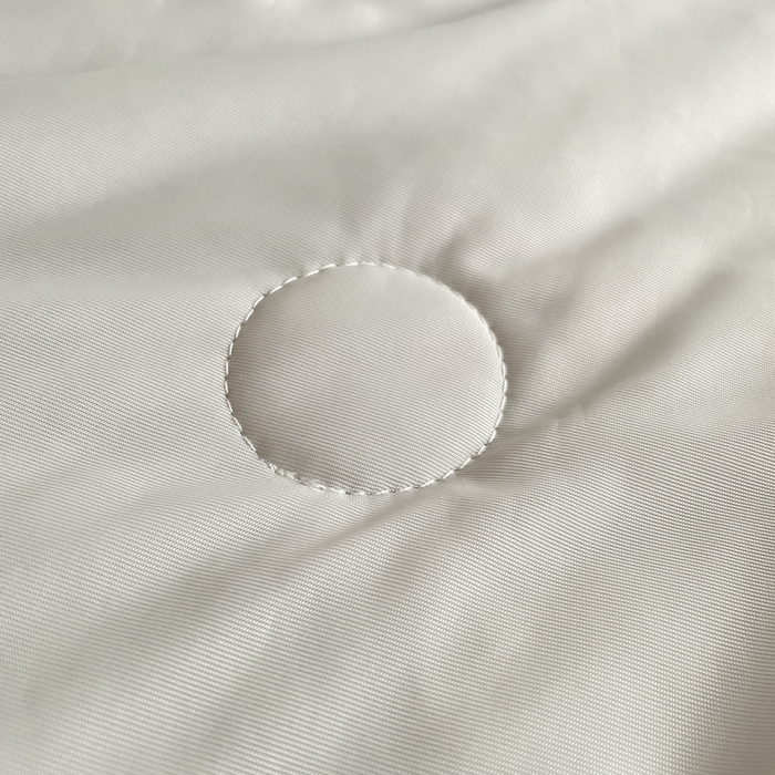 91家纺网 家纺一手货源 找家纺 欧邦2025新款纯色加厚乳胶床笠三件套 饼干花-浅灰