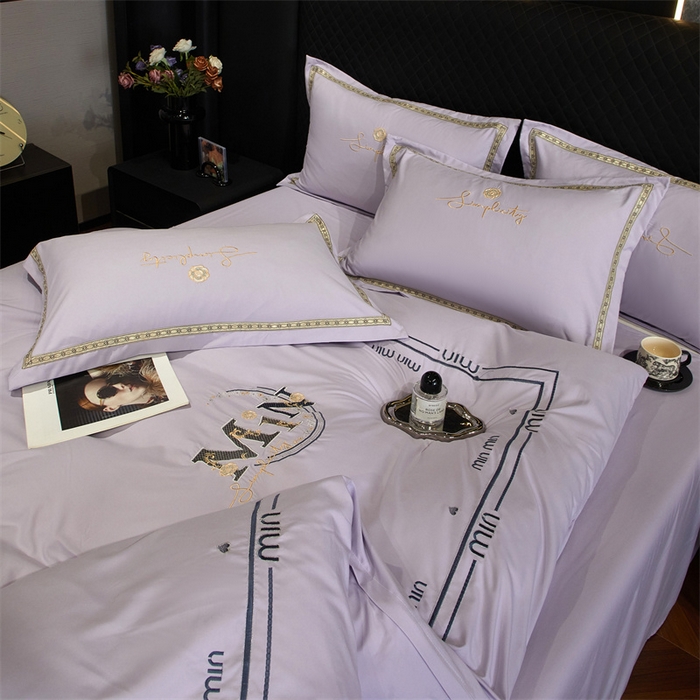 91家纺网 家纺一手货源 找家纺 佳宇轩 2025爆款水洗棉五彩刺绣四件套简约轻奢织带绣花床单床笠被罩4件套-简约时代 简约时代紫