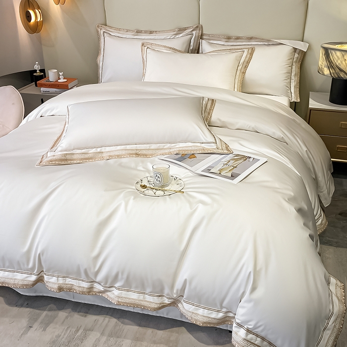 91家纺网 家纺一手货源 找家纺 瑞驰家纺 2025新款长绒棉纯棉绣花四件套--千寻系列 千寻-莫兰迪白