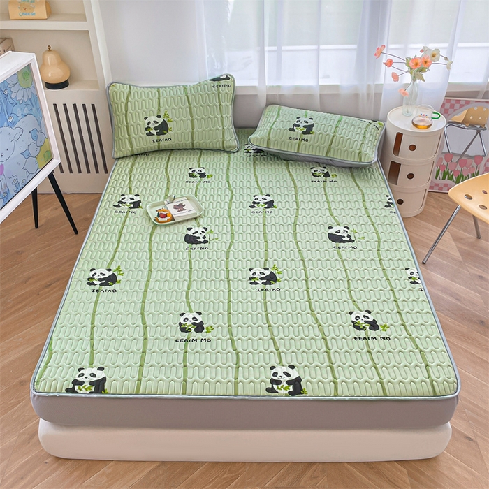 91家纺网 家纺一手货源 找家纺 布卢姆床垫 2025新款5mmA类乳胶凉席床笠套件夏被组合 欢乐熊猫