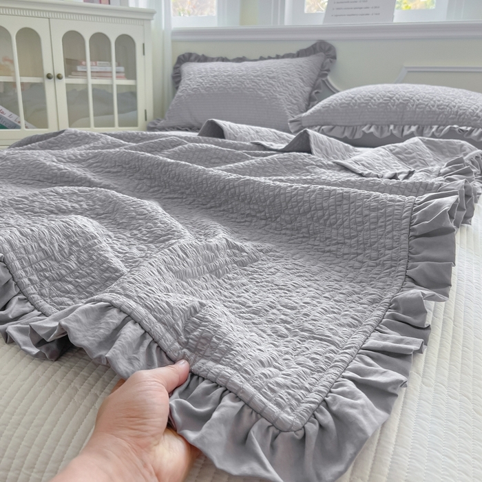 91家纺网 家纺一手货源 找家纺 乐卧家居 2026新款春夏轻氧自然系韩式透气薄款夏被空调被子-曼尼 曼尼-灰色