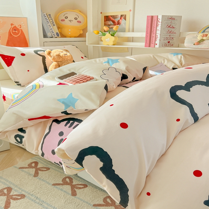 91家纺网 家纺一手货源 找家纺 悦织湾家纺 2025新款印花学生宿舍亲肤芦荟棉三件套单双人四件套轻奢印花磨毛床上用品 爱心熊