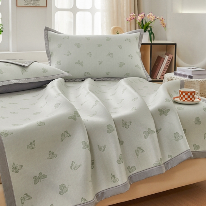 91家纺网 家纺一手货源 找家纺 曲宿家纺 2025新款高分子色织提花软凉席系列 蝴蝶-果绿