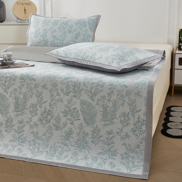 91家纺网 家纺一手货源 找家纺 曲宿家纺 2025新款高分子色织提花软凉席系列 葱郁-湖蓝