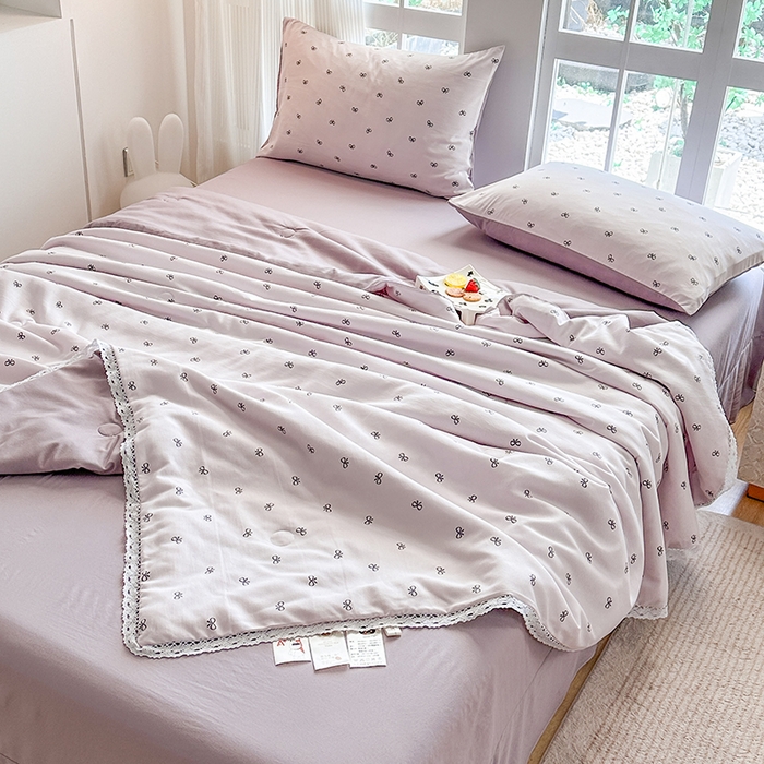 91家纺网 家纺一手货源 找家纺 斯卡诺家纺 2025新款针织双层纱韩版花边夏被四件套夏季夏凉被空调被 莫奈紫