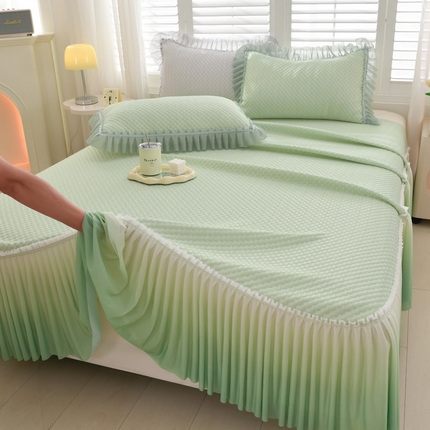 91家纺网 家纺一手货源 找家纺 （总）梦之星  2025新款凉豆豆凉席渐变床裙款三件套