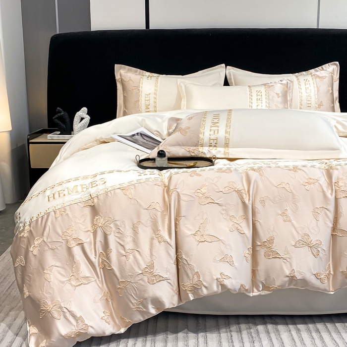 91家纺网 家纺一手货源 找家纺 子曰 2025新款金丝提花浮雕刺绣水洗真丝四件套 醉蝴蝶-米白