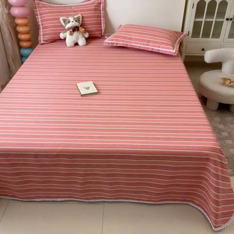 91家纺网 家纺一手货源 找家纺 新印象  2025新款花边老粗布床单款床笠款三件套细条纹-红