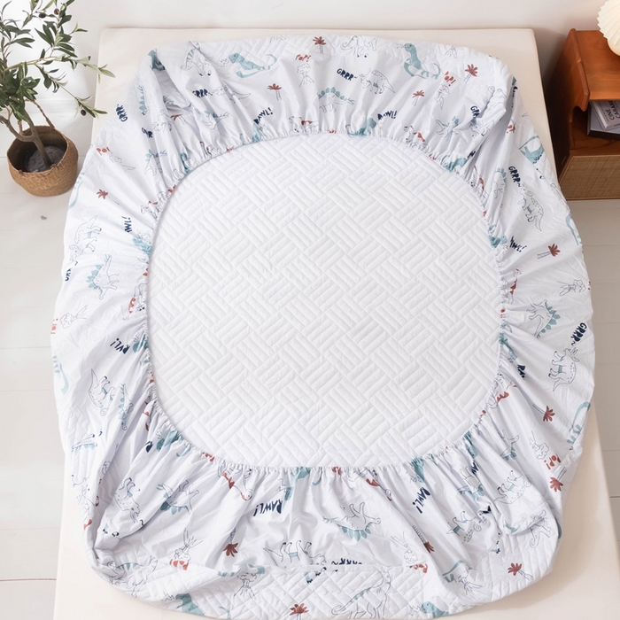 91家纺网 家纺一手货源 找家纺 优乐家纺 2025新款纯棉印花夹棉床笠三件套系列-纽扣款新狂欢乐园