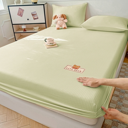 91家纺网 家纺一手货源 找家纺 悦织湾家纺 2025新款双层纱亲肤棉床笠三件套轻奢时尚透气床上用品 绿色