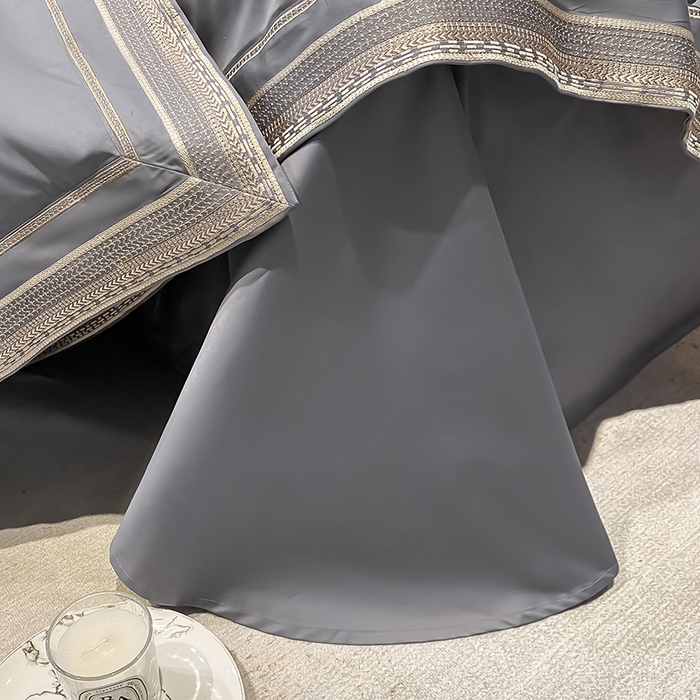 91家纺网 家纺一手货源 找家纺 瑞驰家纺 2025新款长绒棉纯棉绣花四件套--千寻系列 千寻-绅士灰