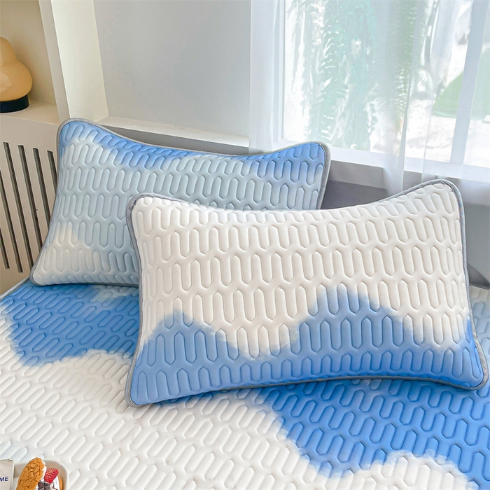 91家纺网 家纺一手货源 找家纺 布卢姆床垫 2025新款5mmA类乳胶凉席床笠套件夏被组合 海天线