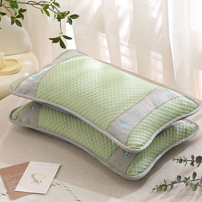 91家纺网 家纺一手货源 找家纺 纽乐家纺 2025夏季夏凉茶香枕头冰丝凉感华夫格凉豆豆茶叶茉莉花枕头枕芯 冰丝华夫格茶香枕-绿色 35x55cm/只