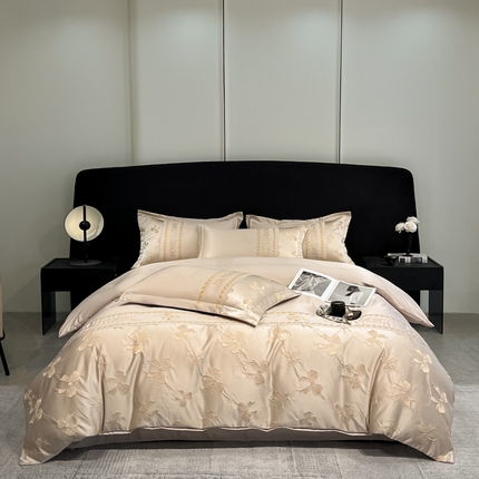 91家纺网 家纺一手货源 找家纺 米彩家纺 2025新款A类水洗真丝金丝浮雕提花绣花四件套 情结-香槟