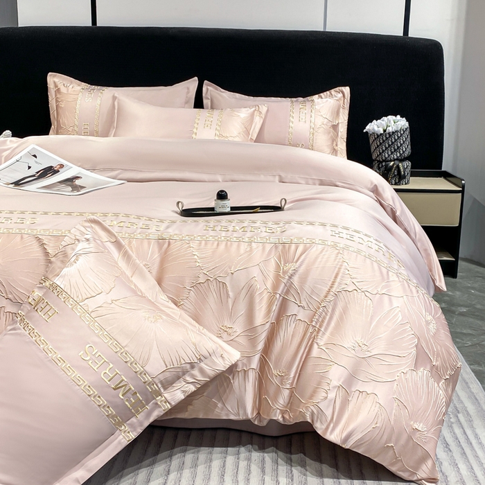 91家纺网 家纺一手货源 找家纺 子曰 2025新款金丝提花浮雕刺绣水洗真丝四件套 花语-粉