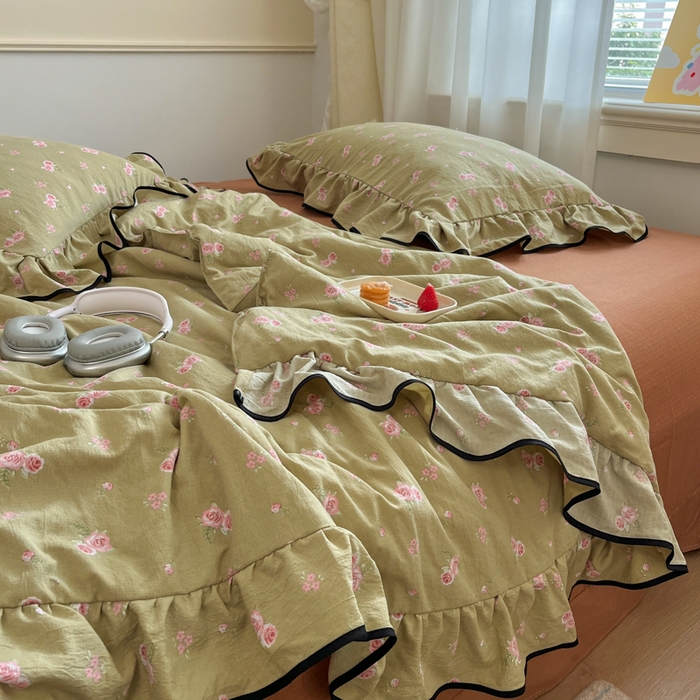 91家纺网 家纺一手货源 找家纺 欧尚 2025新款细黑边夏被床单床盖三件套 玫瑰恋人