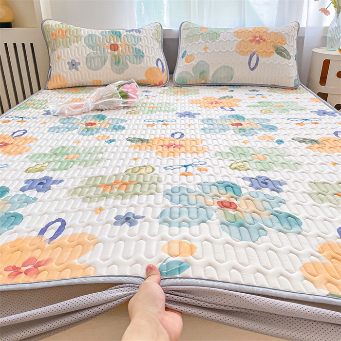 91家纺网 家纺一手货源 找家纺 布卢姆床垫 2025新款5mmA类乳胶凉席床笠套件夏被组合 彩色花园