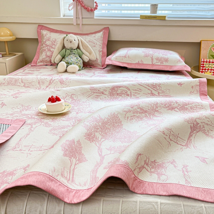 91家纺网 家纺一手货源 找家纺 花言狐语 2025新款印花真冰藤冰凉席 丛林间