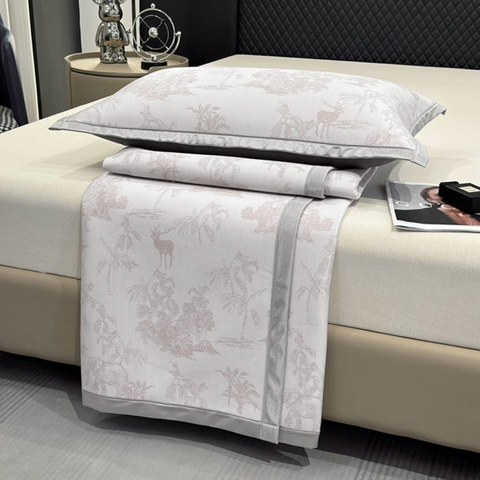 91家纺网 家纺一手货源 找家纺 曲宿家纺 2025新款高分子色织提花软凉席系列 丛林-粉