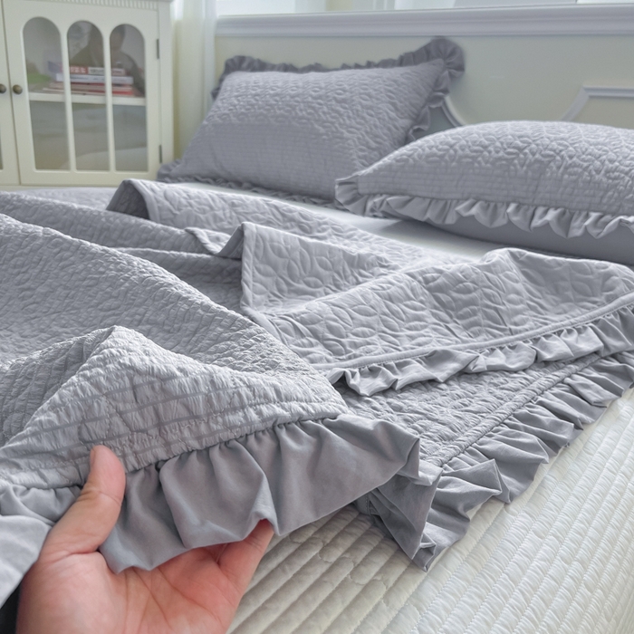 91家纺网 家纺一手货源 找家纺 乐卧家居 2026新款春夏轻氧自然系韩式透气薄款夏被空调被子-曼尼 曼尼-灰色