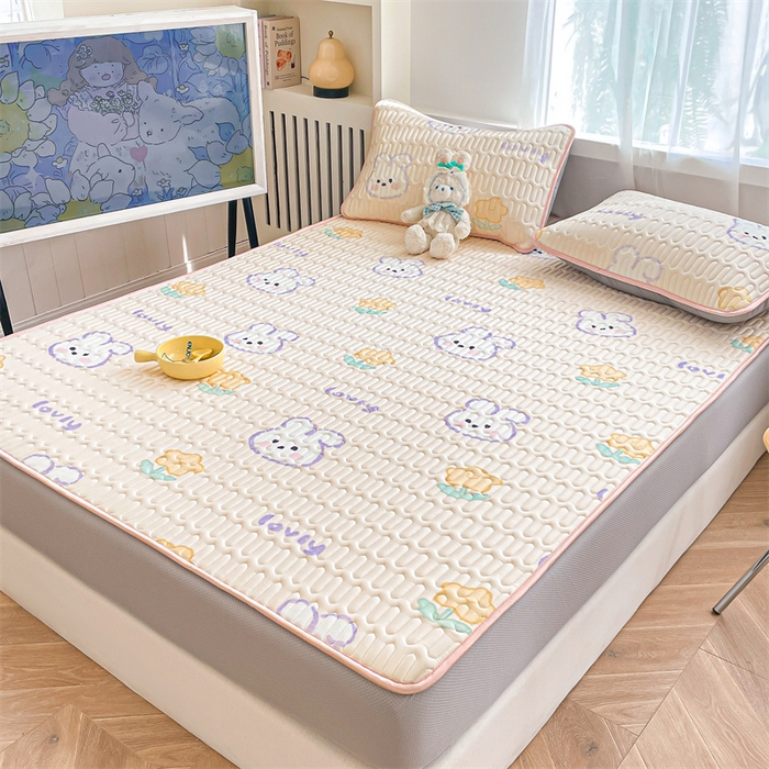 91家纺网 家纺一手货源 找家纺 布卢姆床垫 2025新款5mmA类乳胶凉席床笠套件夏被组合 许愿天空