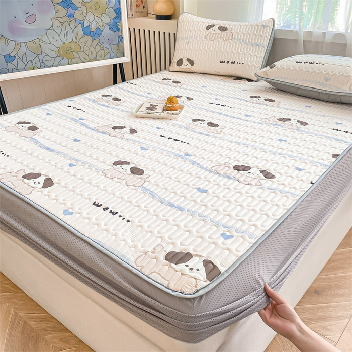 91家纺网 家纺一手货源 找家纺 布卢姆床垫 2025新款5mmA类乳胶凉席床笠套件夏被组合 假期小狗