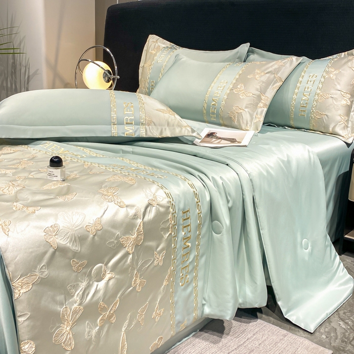 91家纺网 家纺一手货源 找家纺 子曰 2025新款金丝提花浮雕刺绣水洗真丝夏被四件套夏凉被空调被 醉蝴蝶-绿