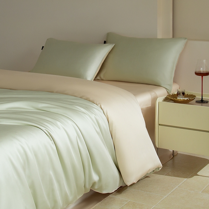 91家纺网 家纺一手货源 找家纺 云栖家居 202560支兰精天丝纯拼色四件套 浅绿香槟