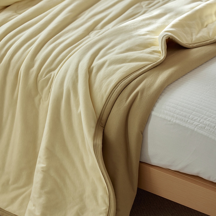 91家纺网 家纺一手货源 找家纺 安莱生活 2025新款全棉纯棉云感针织棉双拼夏被夏凉被空调被 陌上春双拼