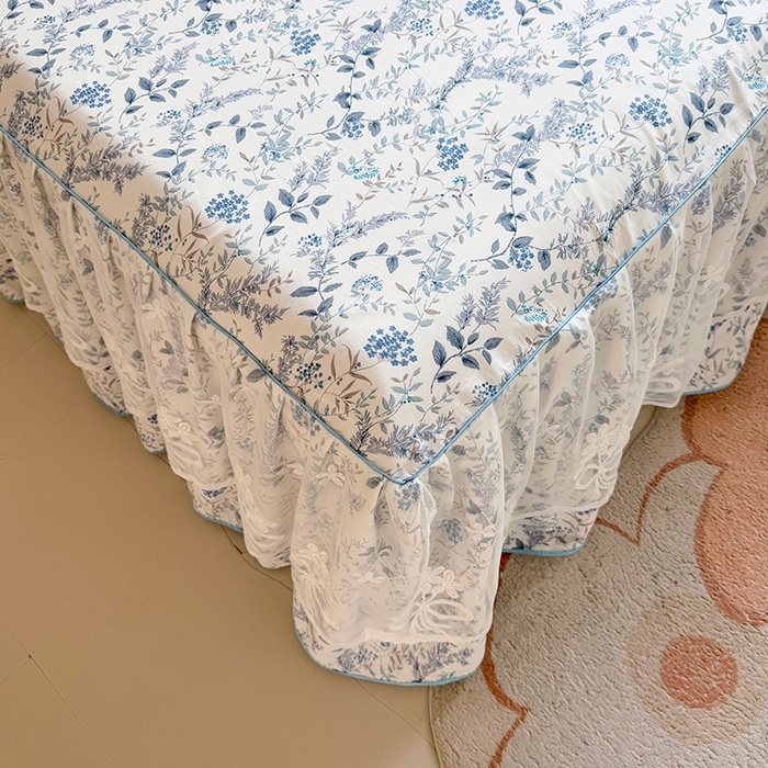 91家纺网 家纺一手货源 找家纺 宜凡家纺 2025新款全棉蕾丝花边床裙三件套 花香浮梦