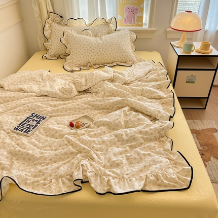 91家纺网 家纺一手货源 找家纺 欧尚 2025新款细黑边夏被床单床盖三件套 月光女神