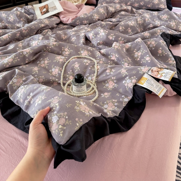 91家纺网 家纺一手货源 找家纺 亿品家纺 2025直播爆款韩版赫本风花边款针织棉双层纱夏被四件套【有买家秀加V】