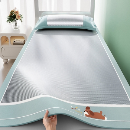 91家纺网 家纺一手货源 找家纺 川悦生活 2025新款纯色凉感冰丝席-小床 帕帕狗仔-蓝灰