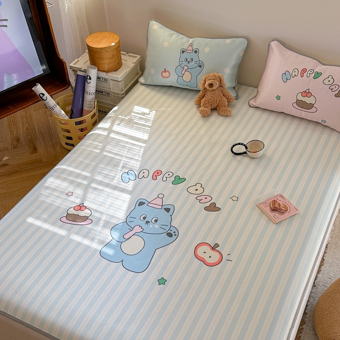 91家纺网 家纺一手货源 找家纺 美乐迪家纺 2025新款碳光凉感冰丝席 派对猫咪