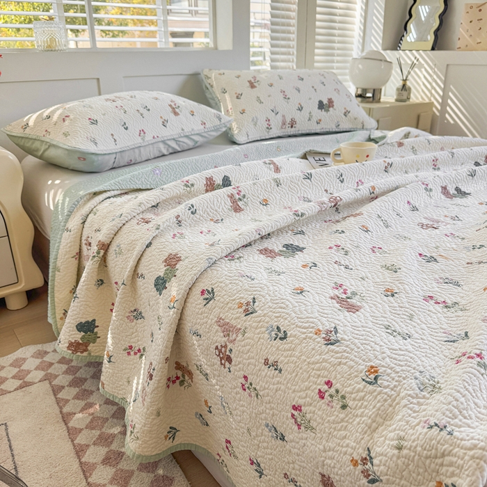 91家纺网 家纺一手货源 找家纺 宜梦家居【需要买家秀请联系老板】 2025新款双面纯棉夹层新疆棉花高温砂洗全棉床盖 仙草兔