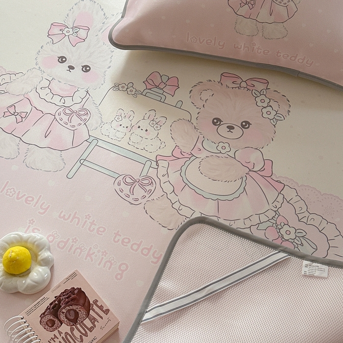 91家纺网 家纺一手货源 找家纺 美乐迪家纺 2025新款碳光凉感冰丝席 甜心兔