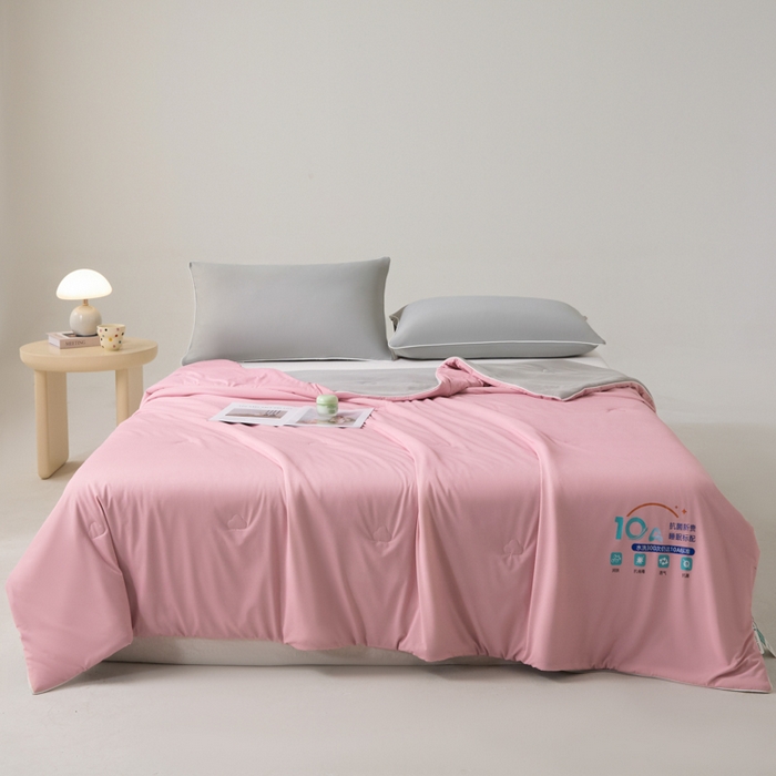 91家纺网 家纺一手货源 找家纺 宝士康家纺 2025春夏新款10A抗菌凉感丝夏被夏凉被空调被 桃桃云灰