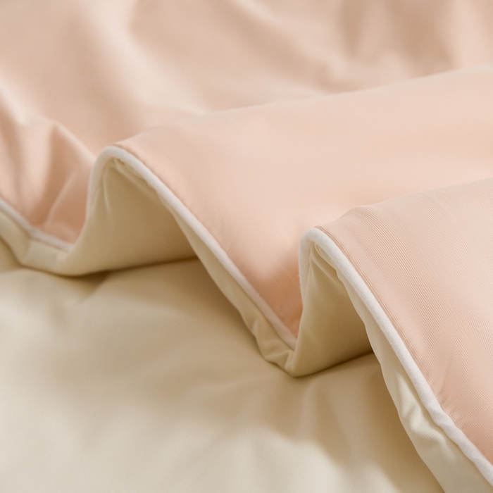 91家纺网 家纺一手货源 找家纺 宝士康家纺 2025春夏新款10A抗菌凉感丝夏被夏凉被空调被 山茶粉粉