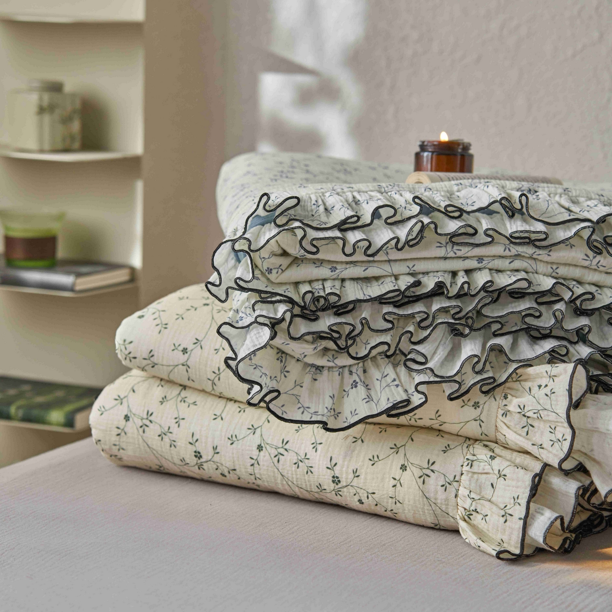 91家纺网 家纺一手货源 找家纺 安莱生活 2025年全棉纯棉精梳棉双层纱绉纱数码印花夏被夏凉被空调被-系列二 组合图仅做展示