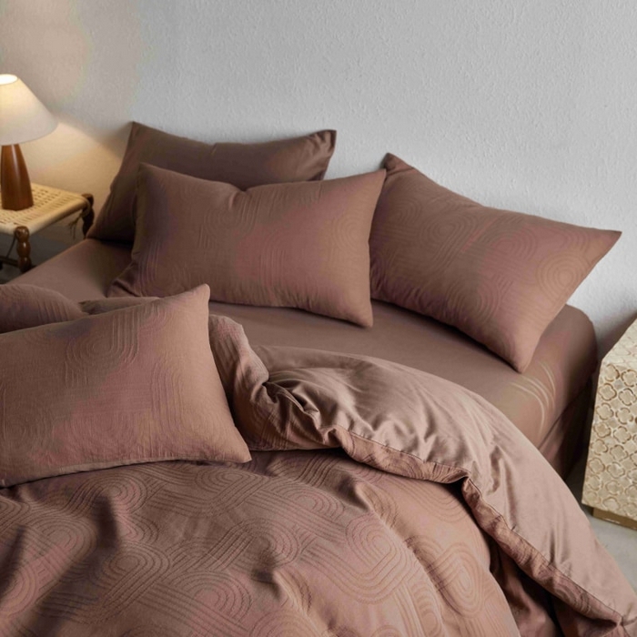 91家纺网 家纺一手货源 找家纺 2025新款全棉纯棉色织提花四件套（艾薇） 艾薇—焦糖棕