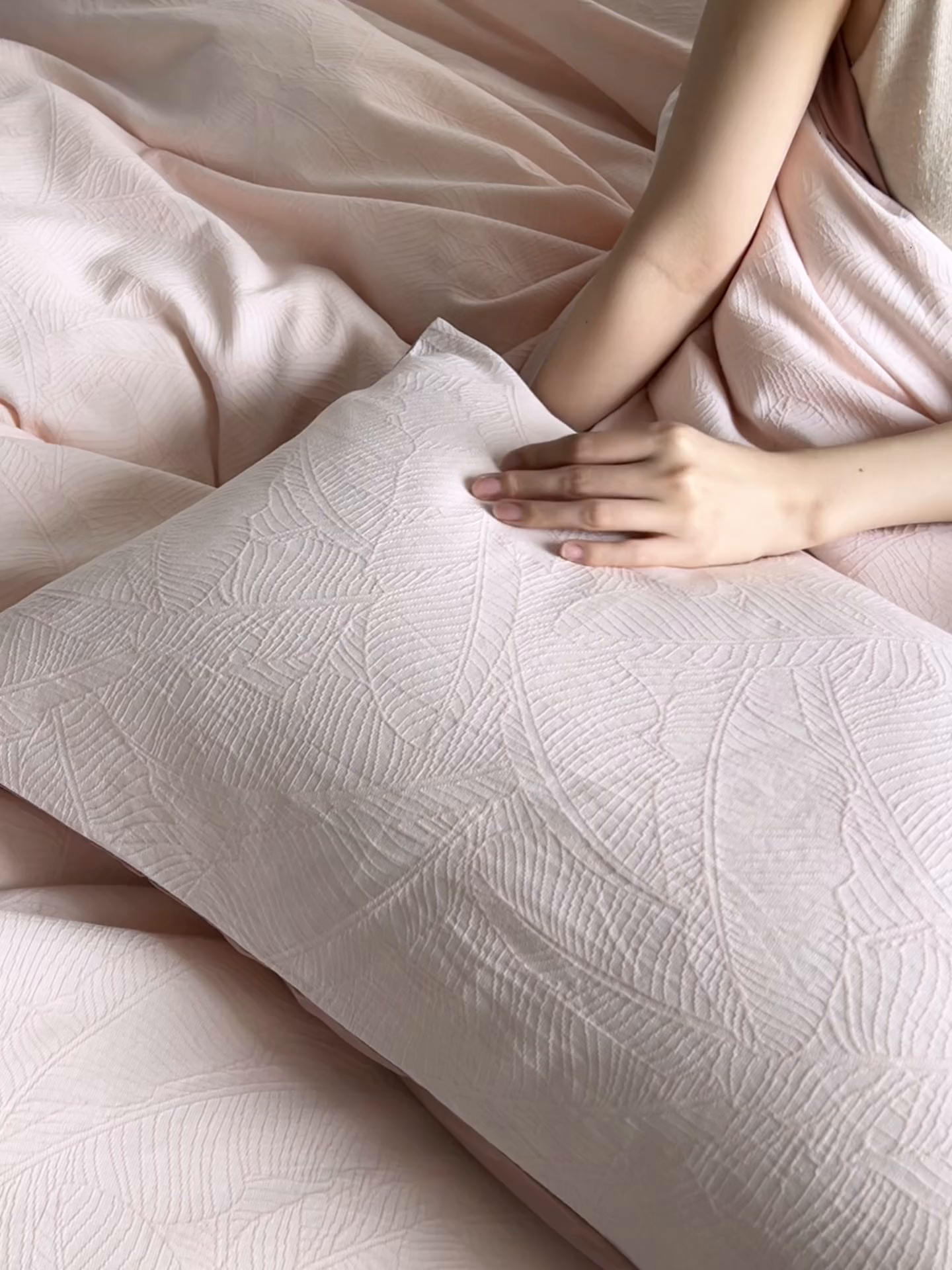 91家纺网 家纺一手货源 找家纺 （总）2025新款全棉纯棉色织提花四件套（艾薇）