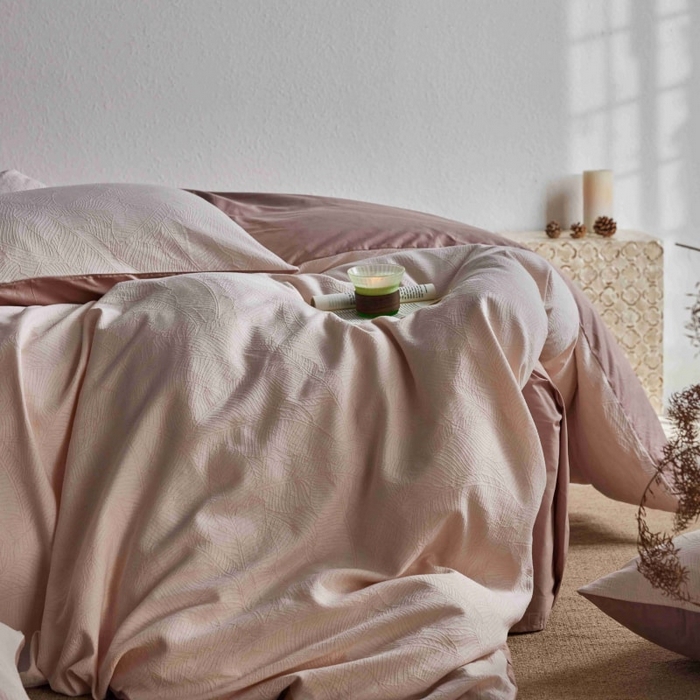 91家纺网 家纺一手货源 找家纺 2025新款全棉纯棉色织提花四件套（艾薇） 艾薇—薄玉色