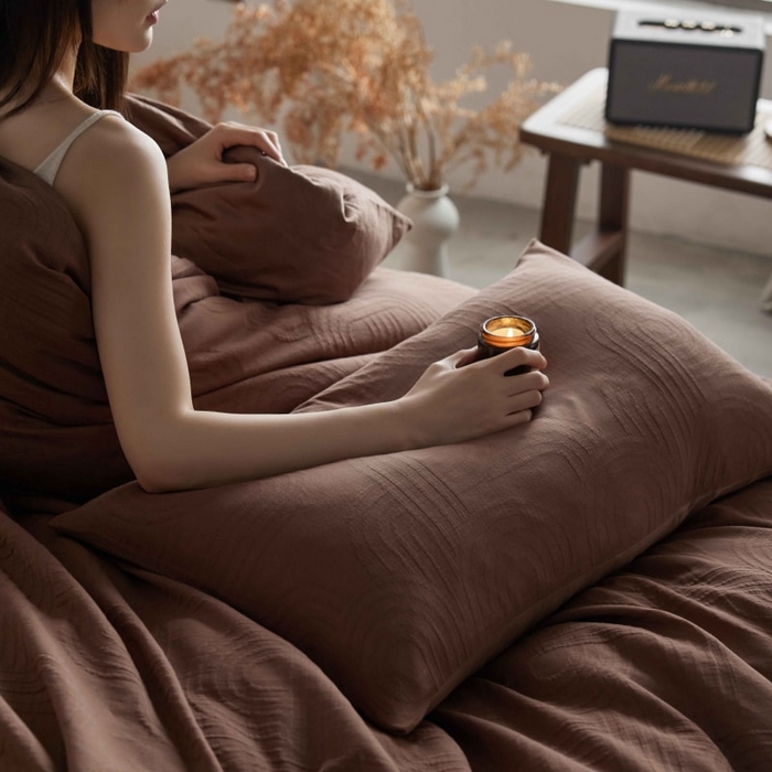 91家纺网 家纺一手货源 找家纺 2025新款全棉纯棉色织提花四件套（艾薇） 艾薇—焦糖棕