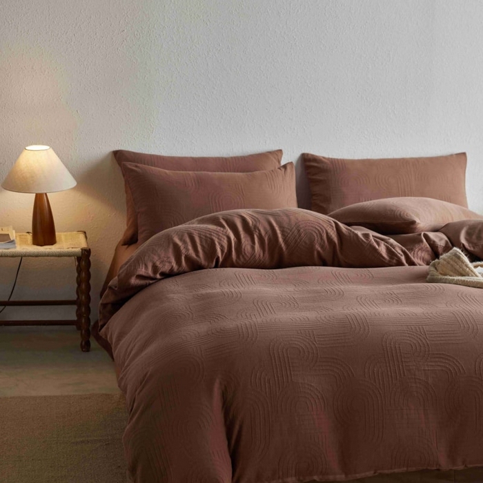 91家纺网 家纺一手货源 找家纺 2025新款全棉纯棉色织提花四件套（艾薇） 艾薇—焦糖棕