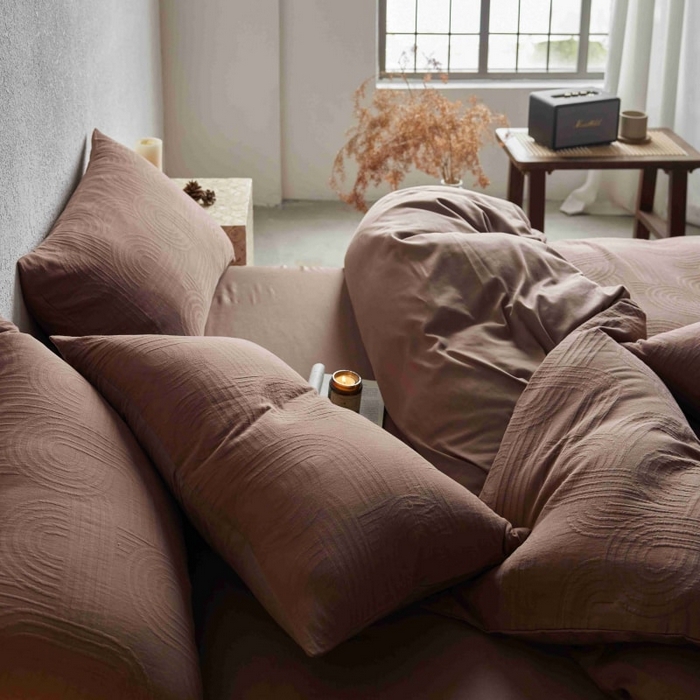 91家纺网 家纺一手货源 找家纺 2025新款全棉纯棉色织提花四件套（艾薇） 艾薇—焦糖棕