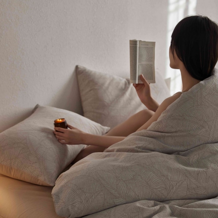 91家纺网 家纺一手货源 找家纺 2025新款全棉纯棉色织提花四件套（艾薇） 艾薇—流光杏